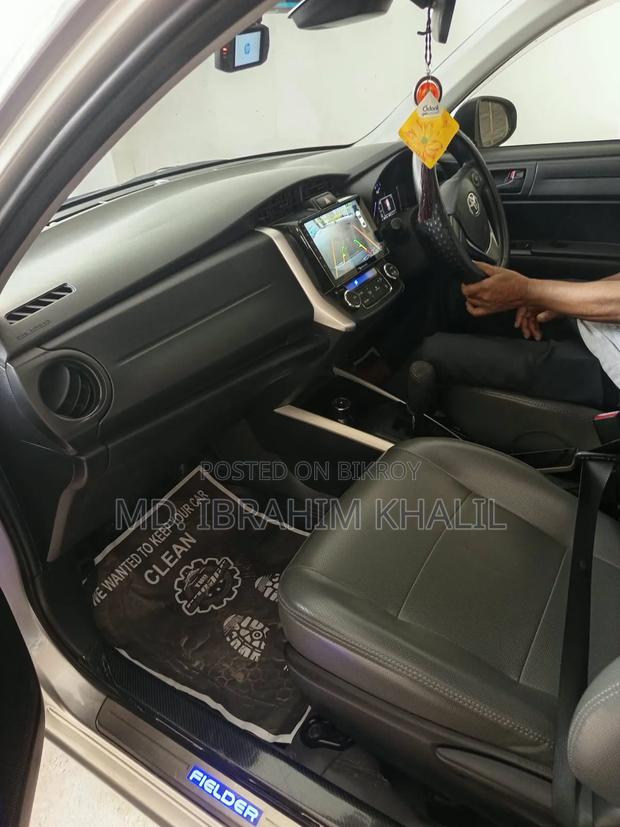 Toyota Corolla Fielder 2020 Silver