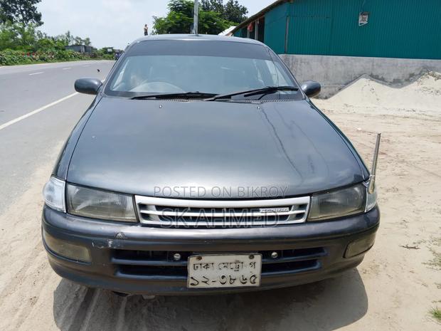 Toyota Carina 1.6 FWD Sedan 1997 Gray