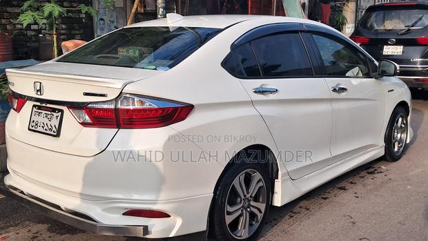 Honda Grace 1.5 Hybrid AWD 2014 Pearl