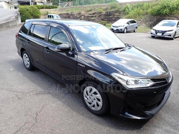 Toyota Corolla Fielder 2021 Black