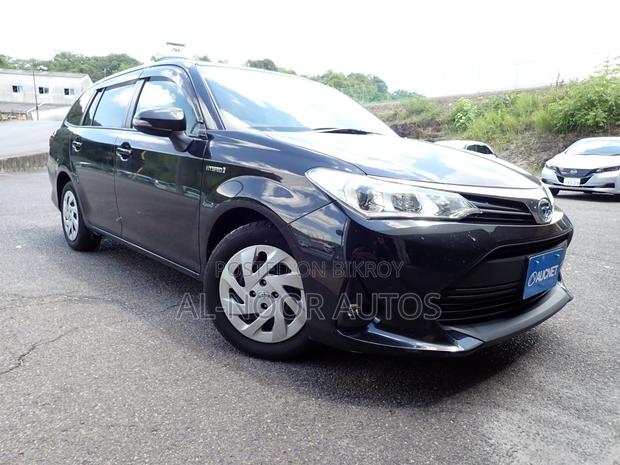 Toyota Corolla Fielder 2021 Black