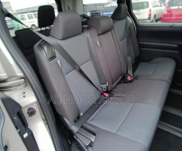 Toyota Noah 2022 Gray