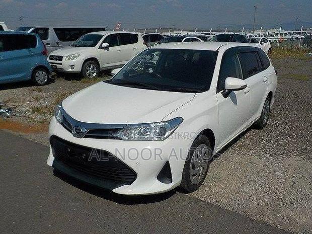 Toyota Corolla Fielder 2021 White