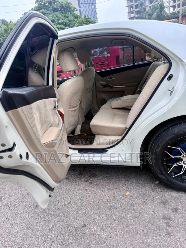 Toyota Premio 2015 Pearl