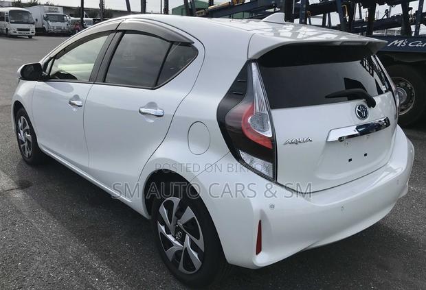 Toyota Aqua 2021 Pearl