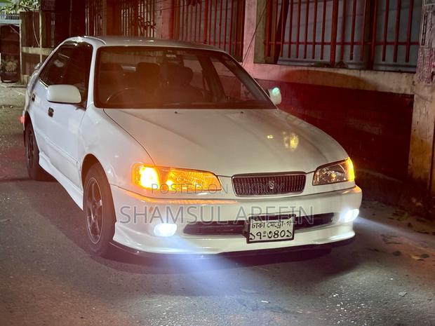 Toyota Sprinter 2000 White