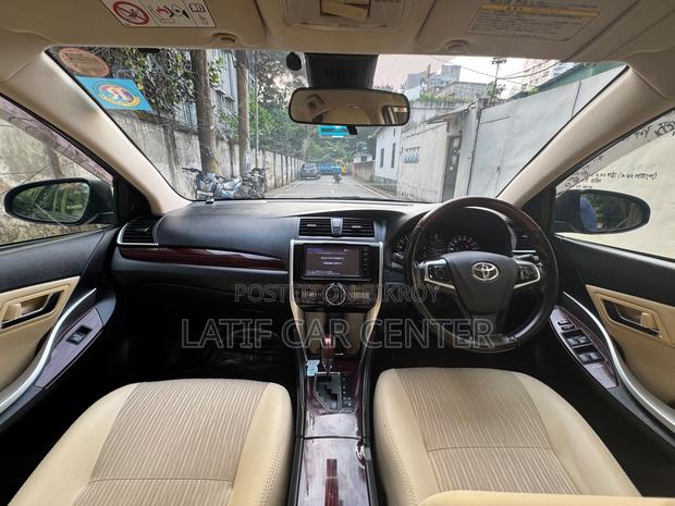 Toyota Premio 2017 Gray