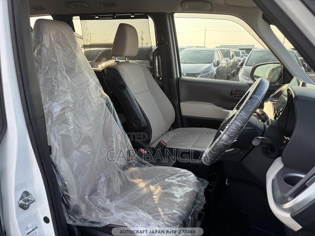 Toyota Noah 2022 Pearl