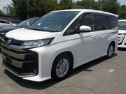 Toyota Noah 2022 Pearl for sale