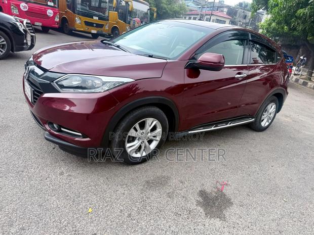Honda Vezel 2014 Maroon