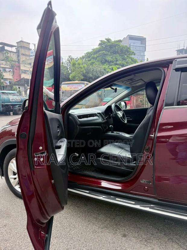 Honda Vezel 2014 Maroon