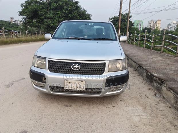 Toyota Succeed 2005 Silver