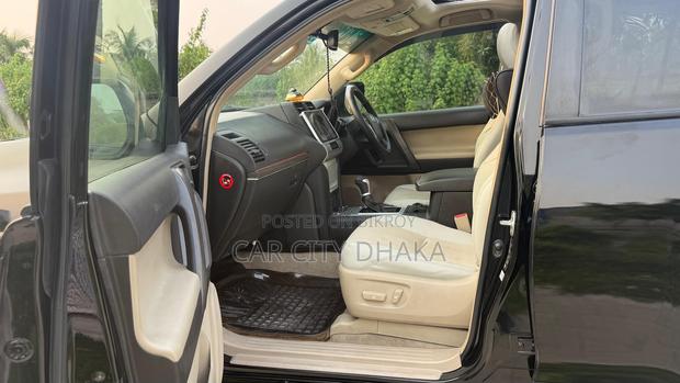Toyota Land Cruiser Prado 2012 Black
