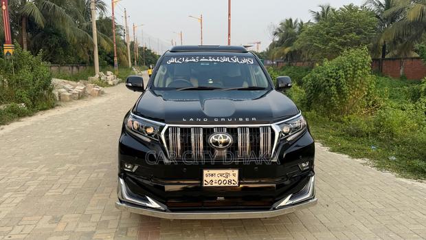 Toyota Land Cruiser Prado 2012 Black
