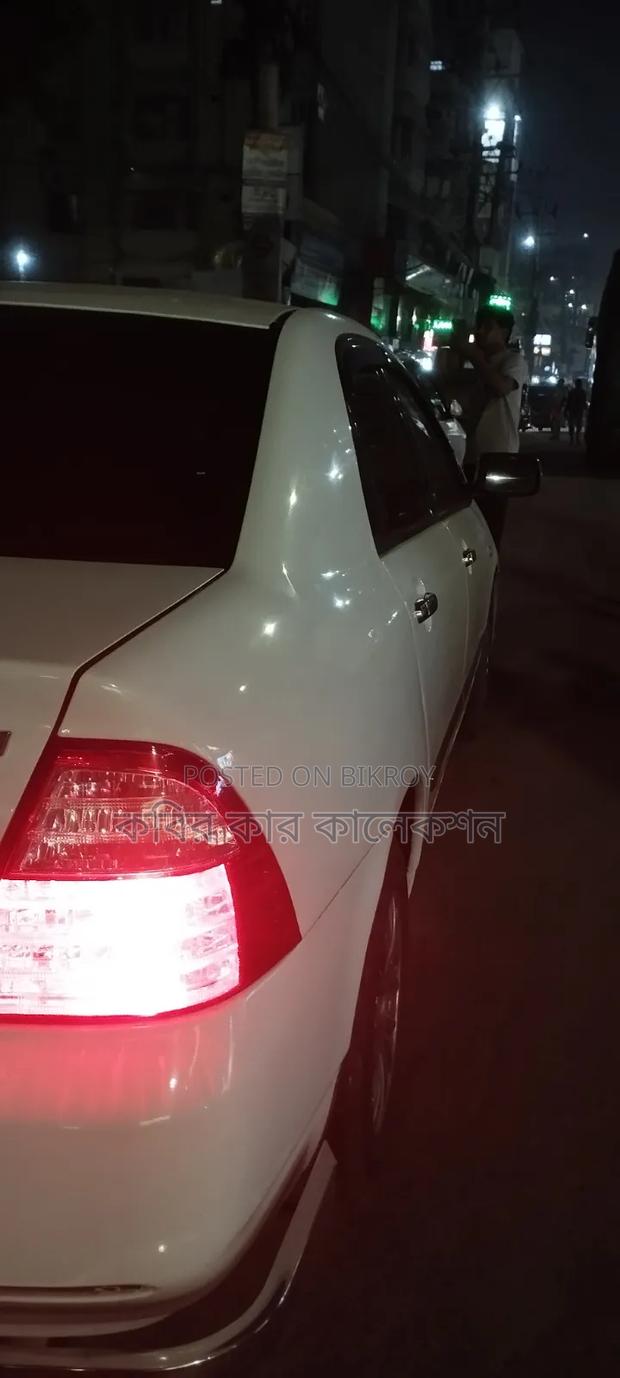 Toyota Corolla 2004 White