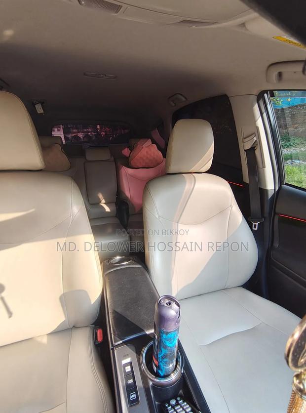 New Toyota Alphard 2.5 Hybrid AWD 2017 Black