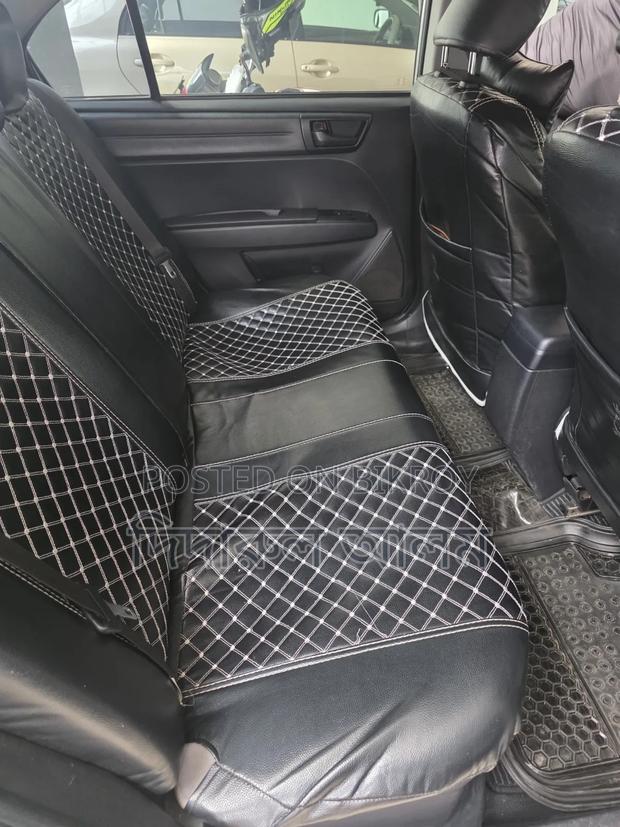 Toyota Axio 1.5 Hybrid 2WD 2015 Silver