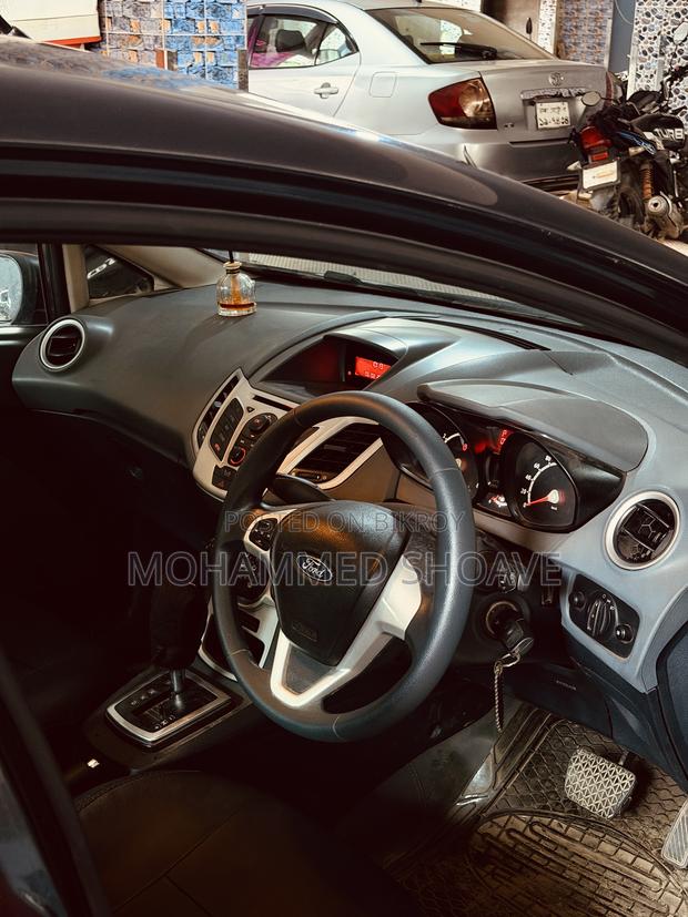 Ford Fiesta 2011 Blue