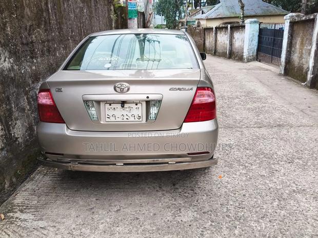 Toyota Corolla Sedan 2004 Brown