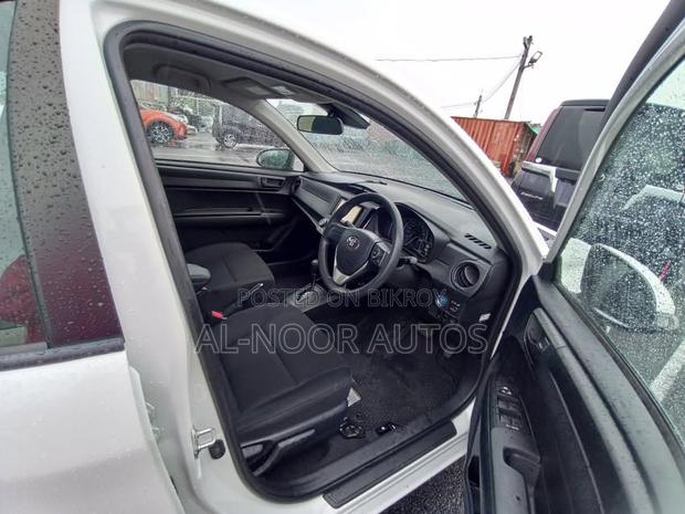 Toyota Axio 2021 White
