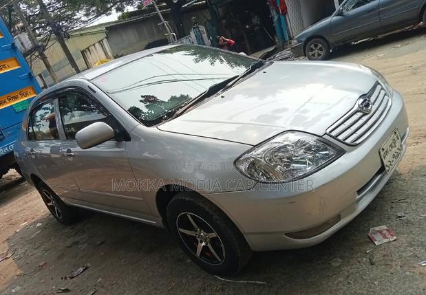 Toyota Corolla 2004 Silver