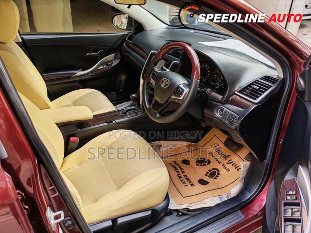 Toyota Premio 2017 Maroon