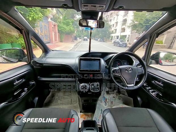 Toyota Noah 2020 Pearl