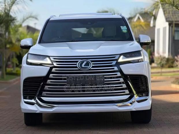 New Lexus LX 600 2023 White