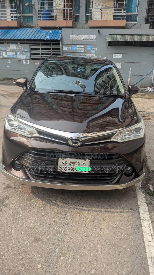 Toyota Axio 2016 Maroon