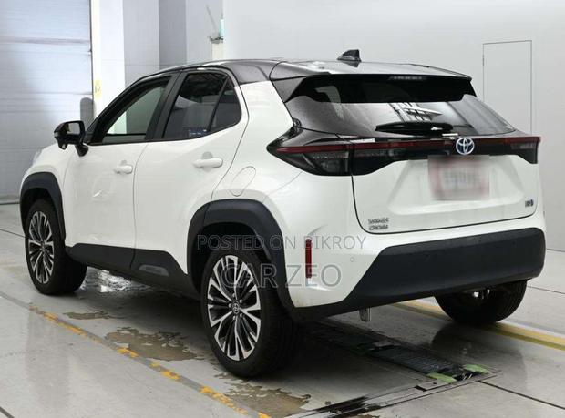 Toyota Yaris Cross 1.5 Hybrid FWD 2021 Pearl