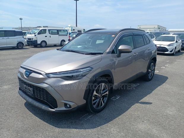 Toyota Corolla 2022 Brown