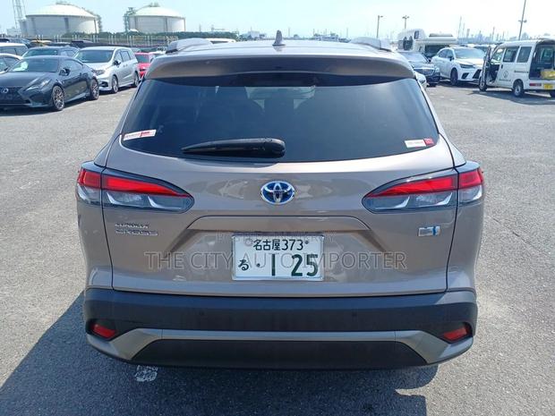 Toyota Corolla 2022 Brown
