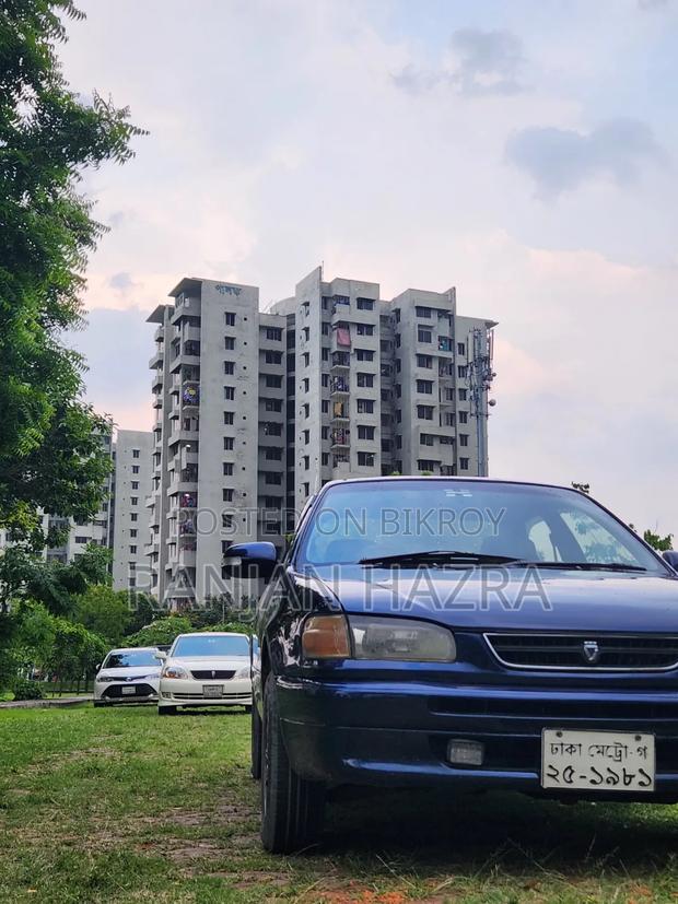 Toyota Corolla Sedan Automatic 1996 Blue