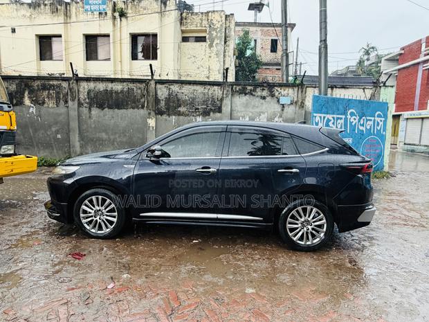 Toyota Harrier 2018 Purple