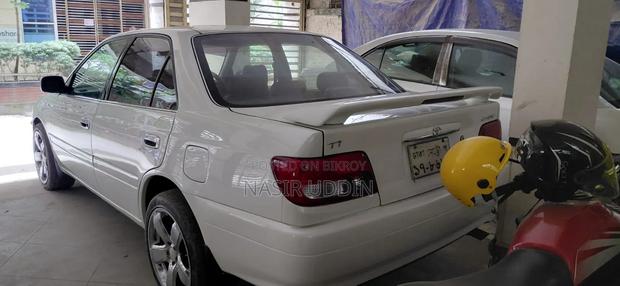 Toyota Carina 2001 White