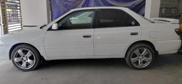 Toyota Carina 2001 White