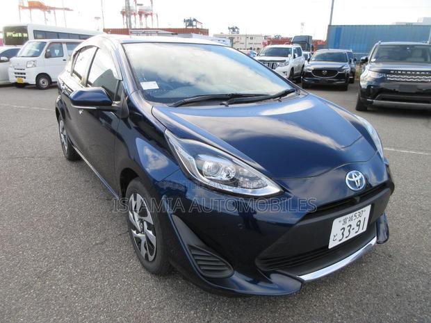 Toyota Aqua 2021 Blue