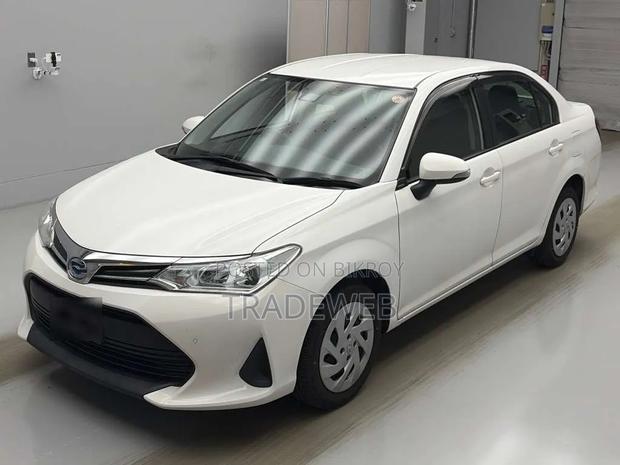 Toyota Axio 2021 White