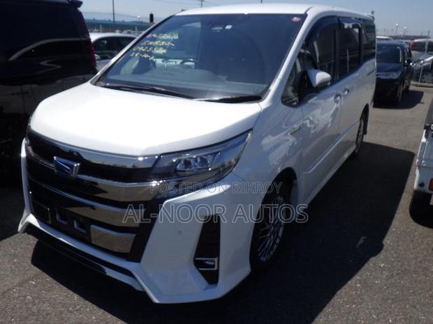 Toyota Noah 2021 Pearl