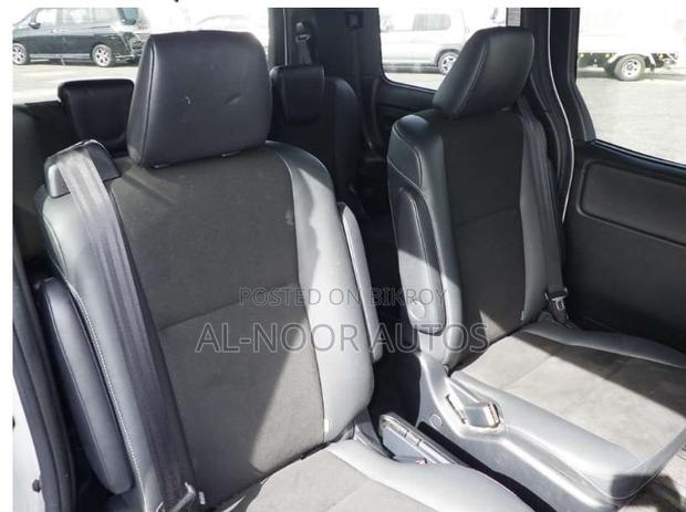 Toyota Noah 2021 Pearl