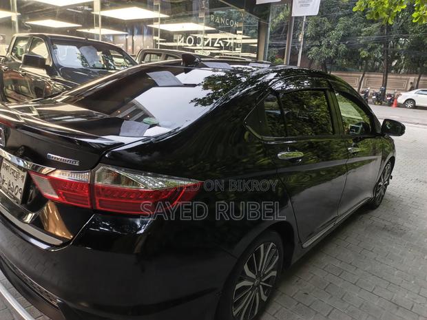 Honda Grace 1.5 Hybrid FWD 2018 Black