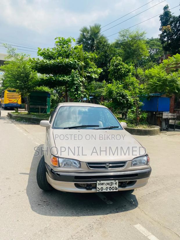 Toyota Corolla 1997 Beige