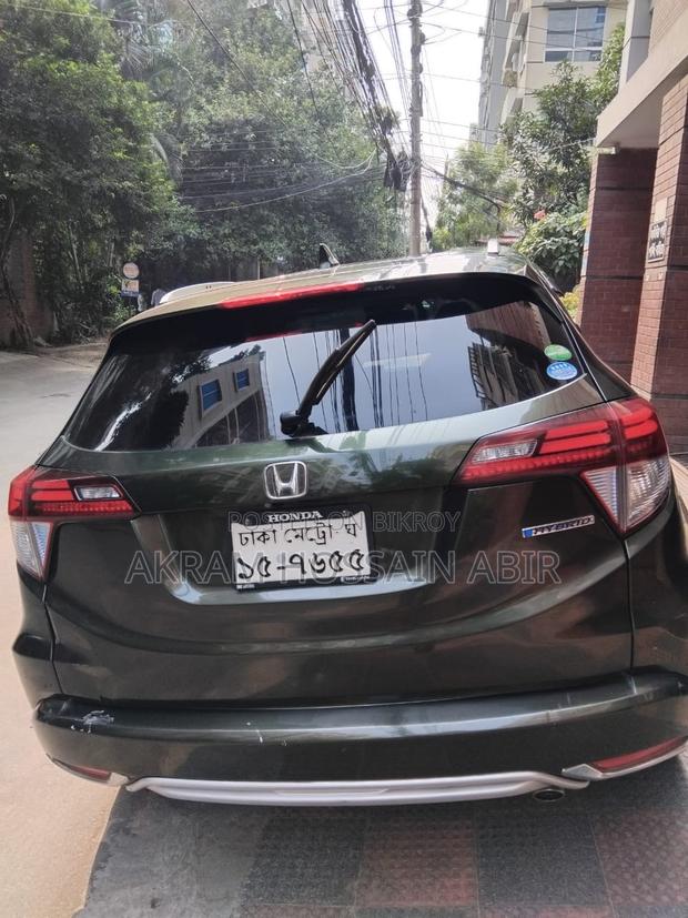 Honda Vezel 2015 Green