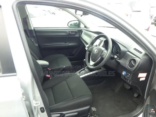 Toyota Corolla Fielder 2021 Silver