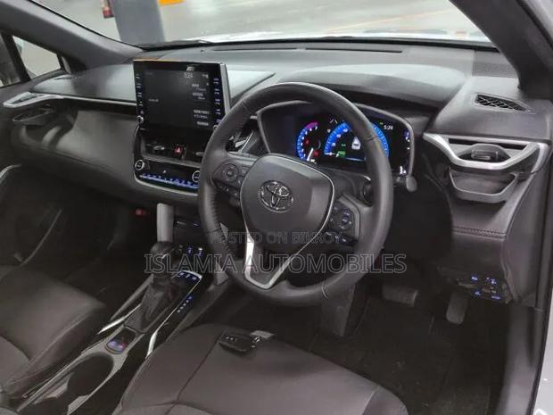 Toyota Corolla Cross 2023 Pearl