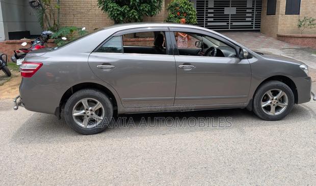 Toyota Premio 2010 Gray