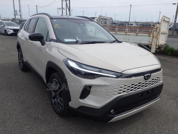New Toyota Corolla Cross 2026 Beige