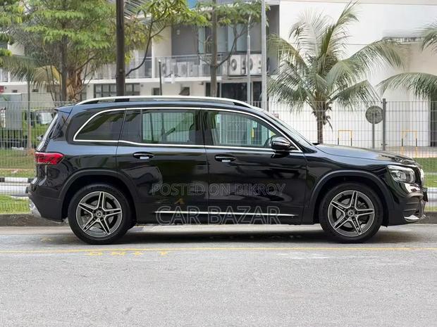 Mercedes-Benz GLB-Class GLB 200 4MATIC 2022 Black