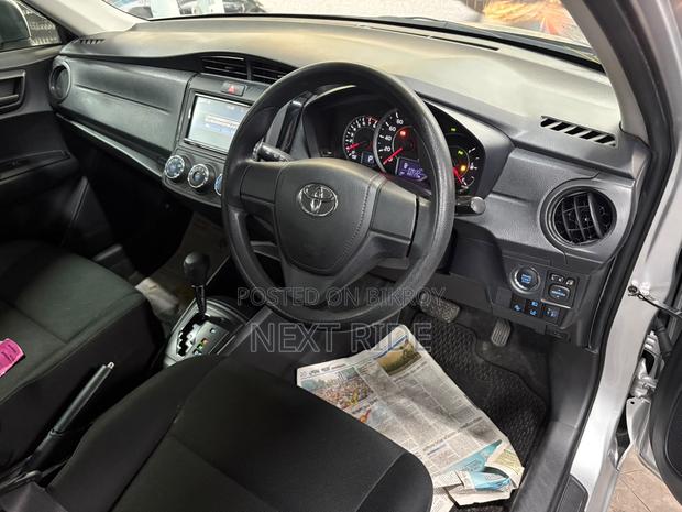 Toyota Axio 2021 Silver