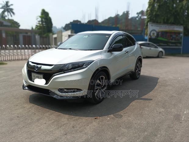Honda Vezel 2017 Pearl